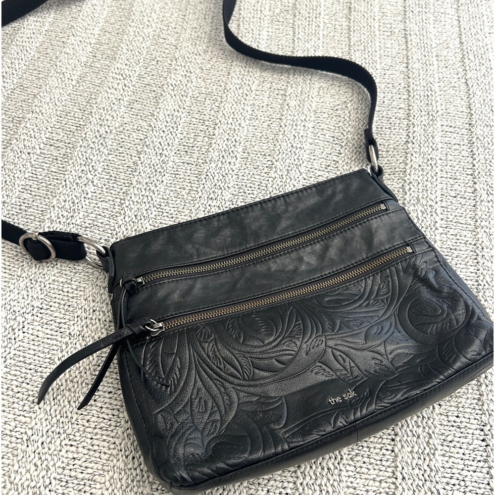 THE SAK Black Tooled Leather Crossbody Bag
